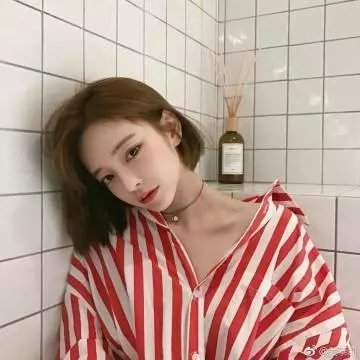 这个女配有点甜